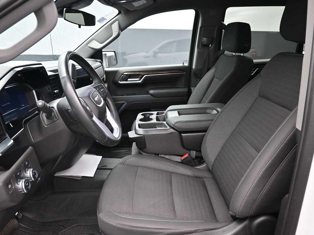 used 2023 GMC Sierra 1500 car, priced at $34,388