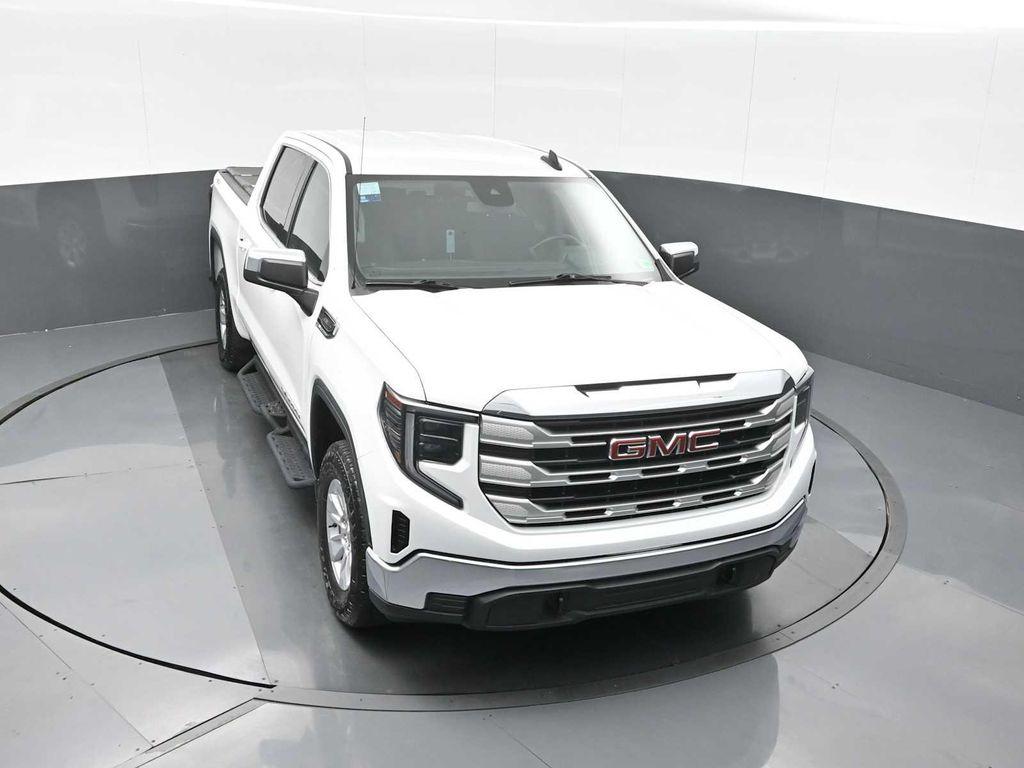 used 2023 GMC Sierra 1500 car, priced at $34,388