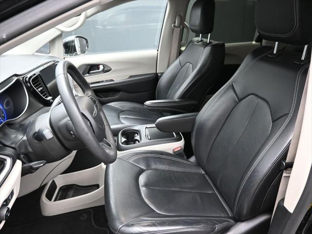 used 2022 Chrysler Pacifica car, priced at $21,000