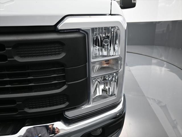 new 2024 Ford F-250 car, priced at $48,460