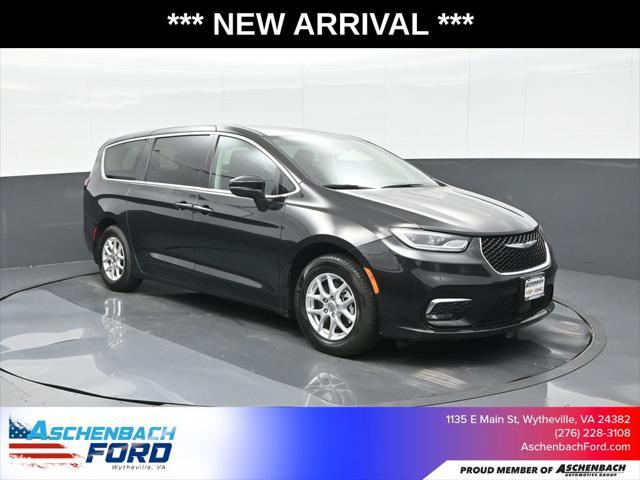 used 2023 Chrysler Pacifica car, priced at $25,669