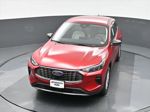 new 2025 Ford Escape car, priced at $30,832