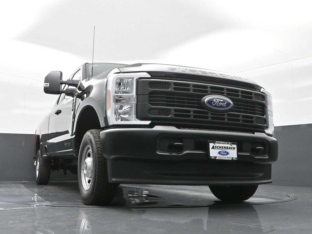 new 2025 Ford F-250 car, priced at $57,886