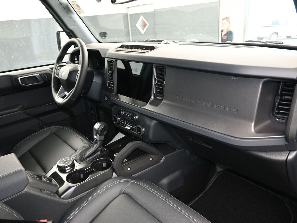 new 2025 Ford Bronco car
