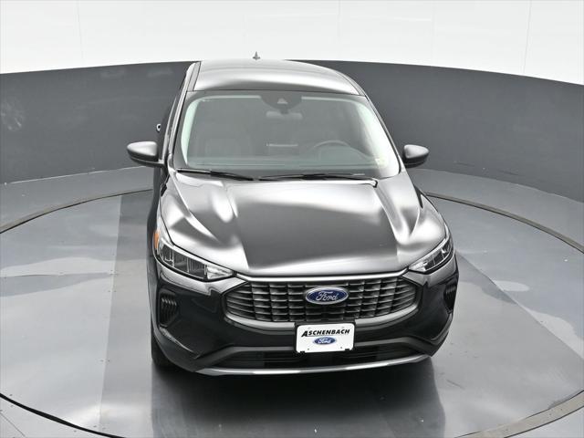 new 2025 Ford Escape car, priced at $30,246
