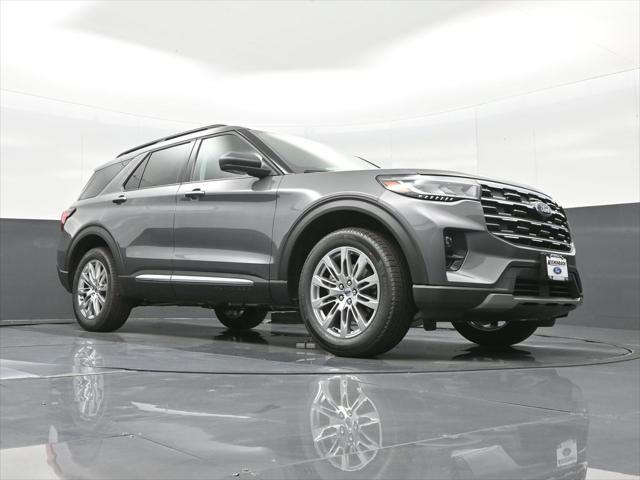 new 2025 Ford Explorer car, priced at $46,714