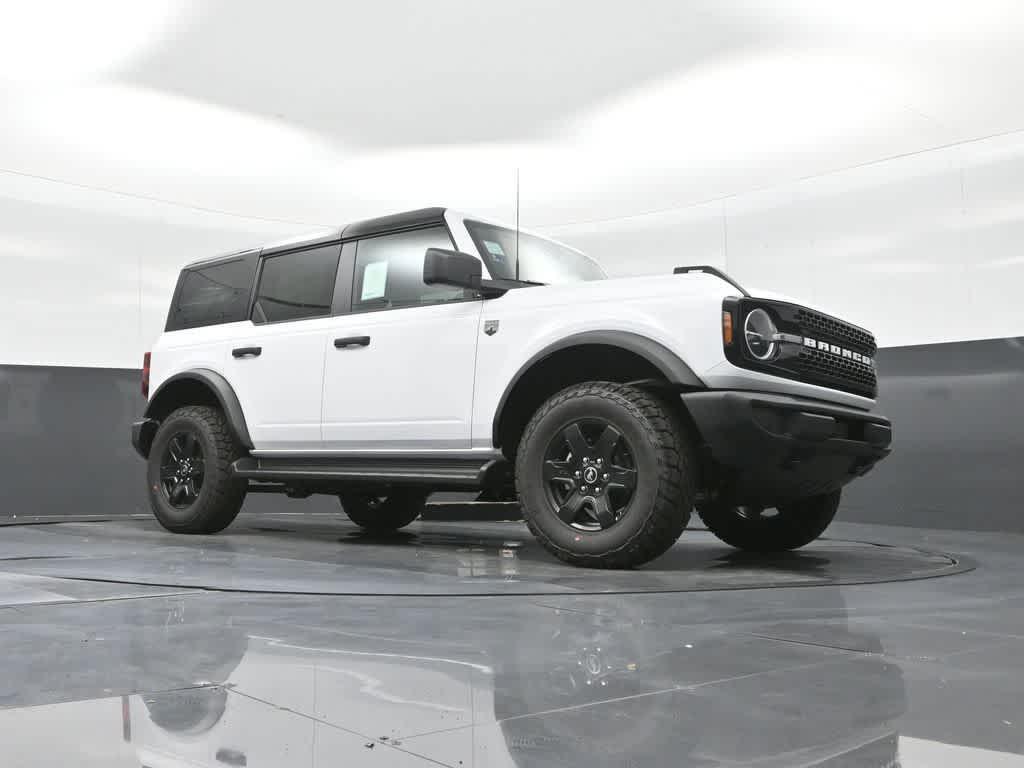 new 2025 Ford Bronco car, priced at $44,363