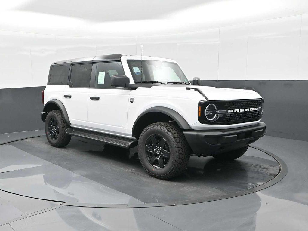 new 2025 Ford Bronco car, priced at $43,863