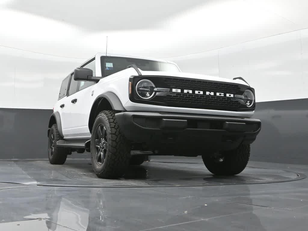 new 2025 Ford Bronco car, priced at $44,363