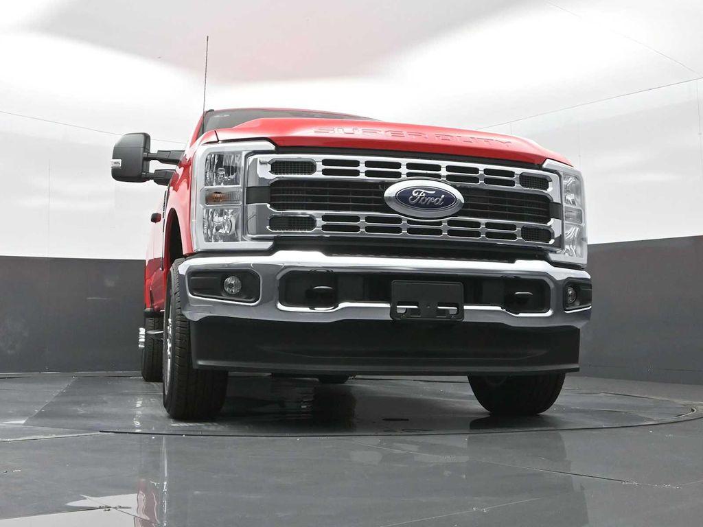 new 2025 Ford F-350 car, priced at $51,531