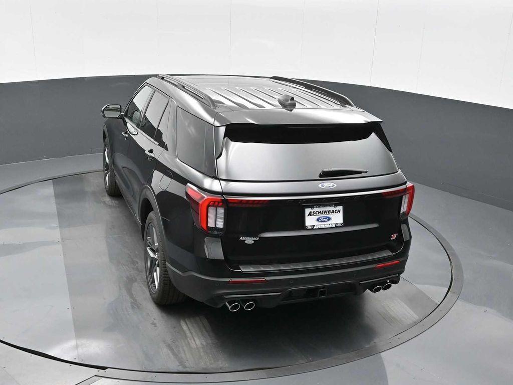 new 2025 Ford Explorer car, priced at $57,295