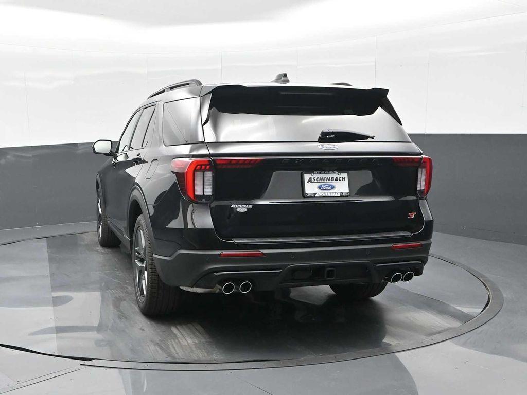 new 2025 Ford Explorer car, priced at $57,295