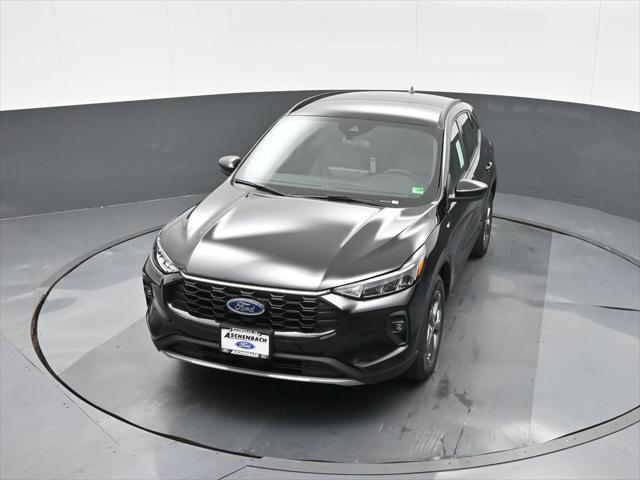 new 2025 Ford Escape car, priced at $35,903