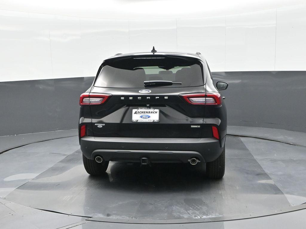 new 2025 Ford Escape car, priced at $35,903