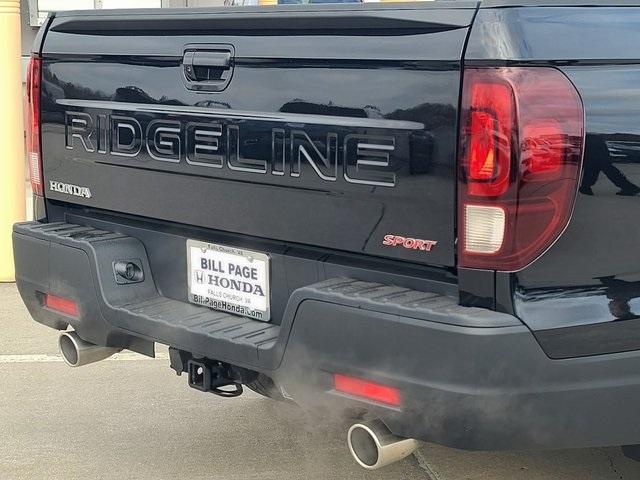 new 2025 Honda Ridgeline car, priced at $40,650