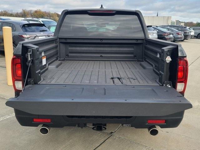 new 2025 Honda Ridgeline car, priced at $40,650