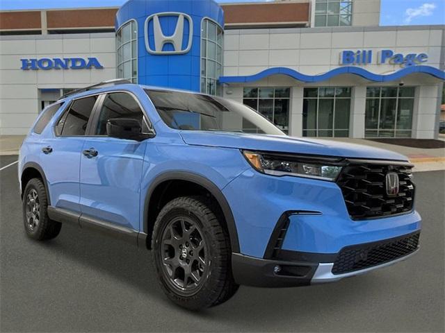 new 2025 Honda Pilot car, priced at $50,335