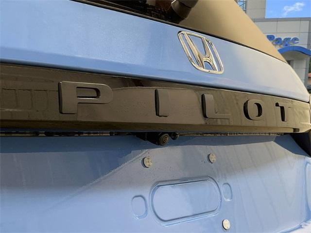 new 2025 Honda Pilot car, priced at $50,335