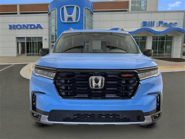 new 2025 Honda Pilot car, priced at $50,335