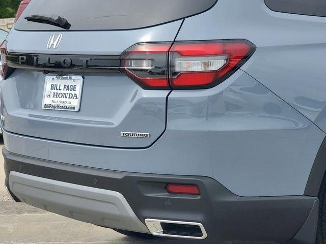 new 2025 Honda Pilot car, priced at $50,055