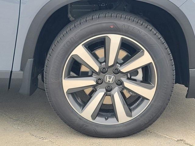 new 2025 Honda Pilot car, priced at $50,055
