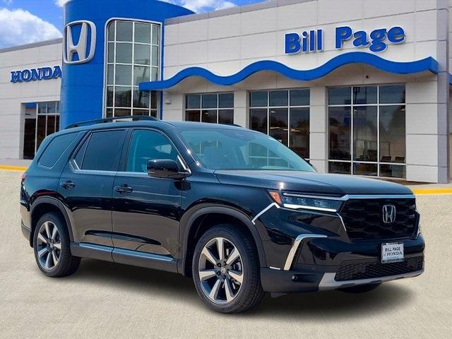 new 2025 Honda Pilot car, priced at $52,780