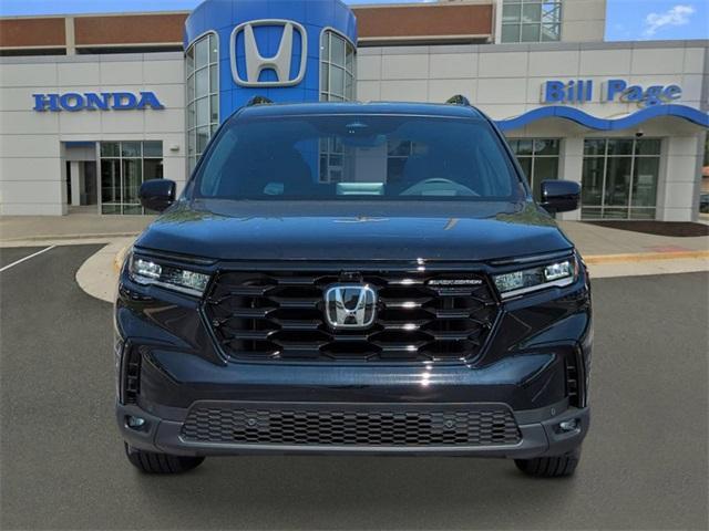 new 2025 Honda Pilot car, priced at $54,580