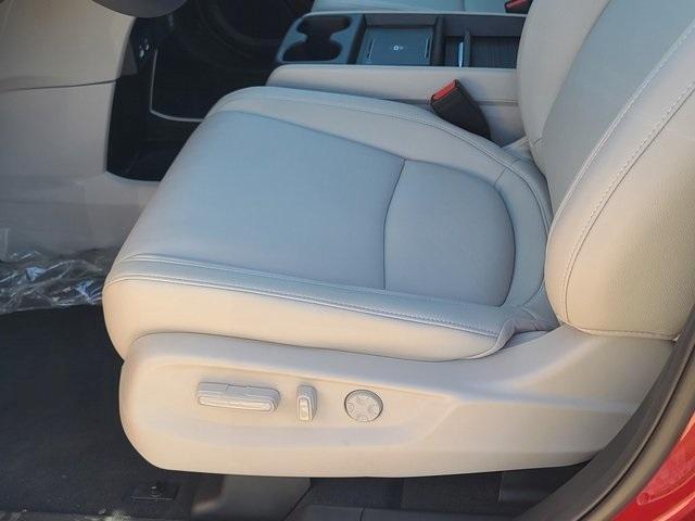new 2026 Honda Odyssey car, priced at $43,845