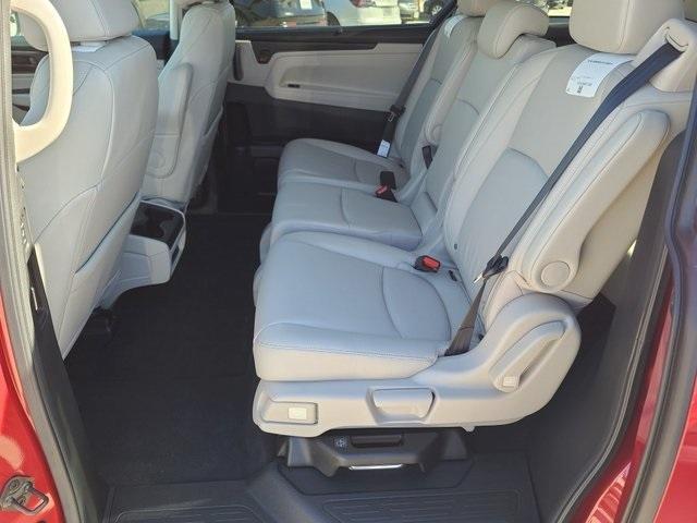 new 2026 Honda Odyssey car, priced at $43,845