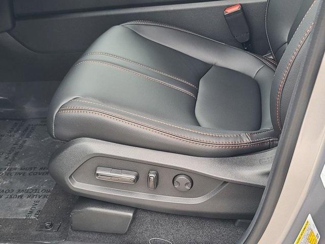new 2025 Honda Pilot car, priced at $47,880