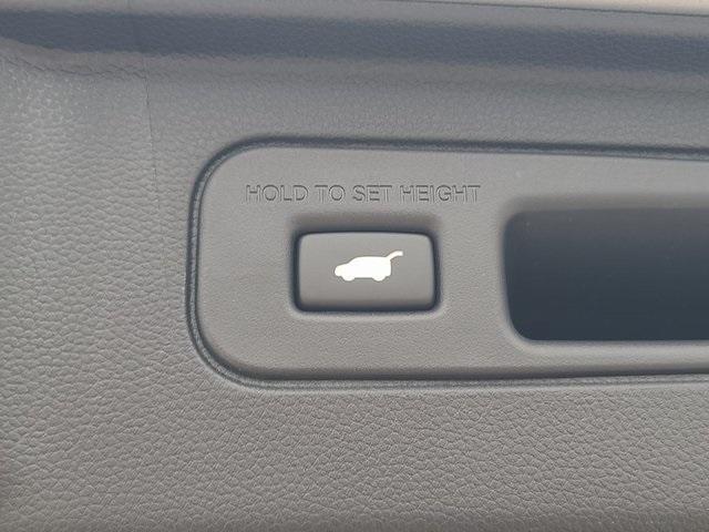 new 2025 Honda Pilot car, priced at $47,880