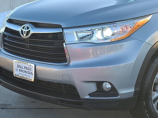 used 2014 Toyota Highlander car, priced at $14,000