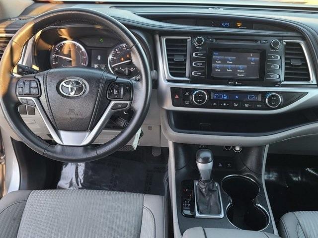 used 2014 Toyota Highlander car, priced at $14,000