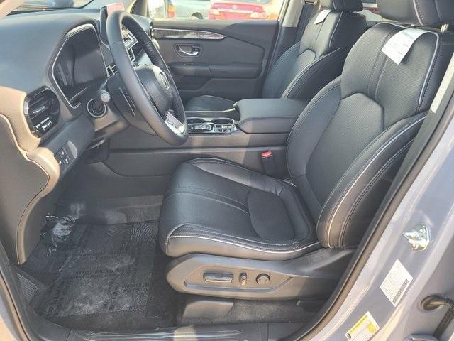 new 2025 Honda Pilot car, priced at $53,535