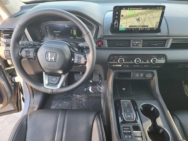 new 2025 Honda Pilot car, priced at $53,535
