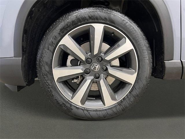 new 2025 Honda Pilot car, priced at $50,055