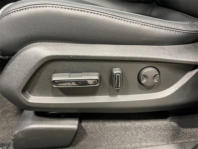 new 2025 Honda Pilot car, priced at $50,055