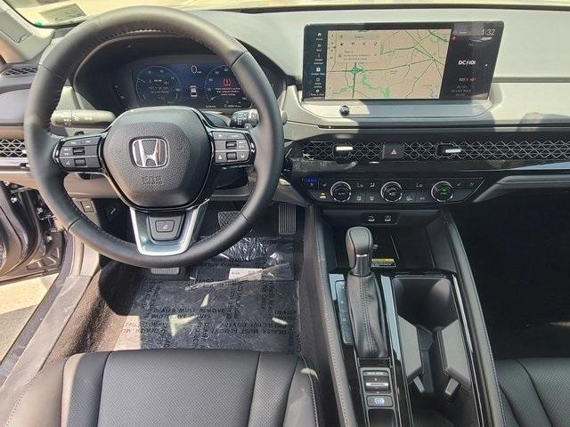 new 2025 Honda Accord Hybrid car, priced at $39,300