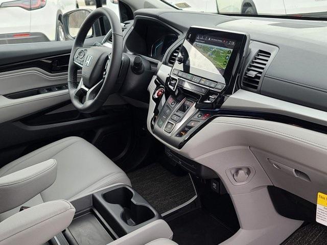 new 2024 Honda Odyssey car, priced at $45,500