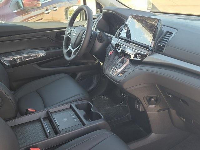 new 2026 Honda Odyssey car, priced at $43,250