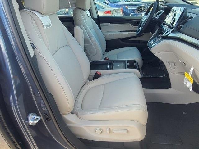 new 2026 Honda Odyssey car, priced at $44,190