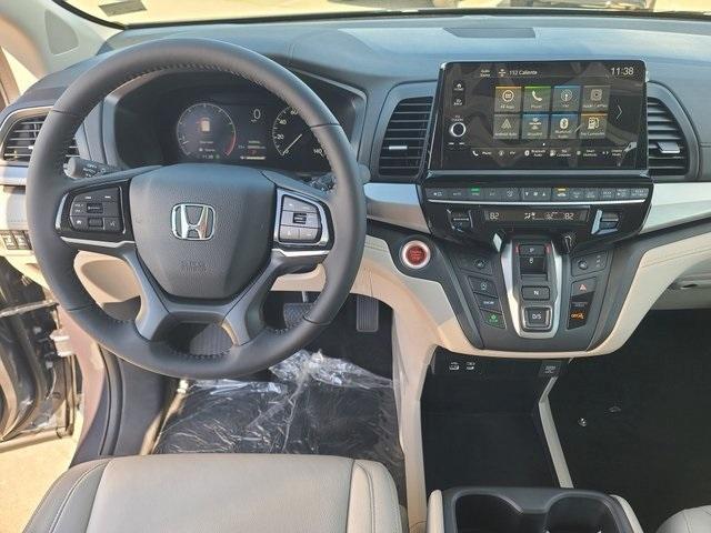 new 2026 Honda Odyssey car, priced at $44,190