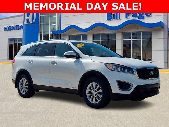 used 2016 Kia Sorento car, priced at $8,989