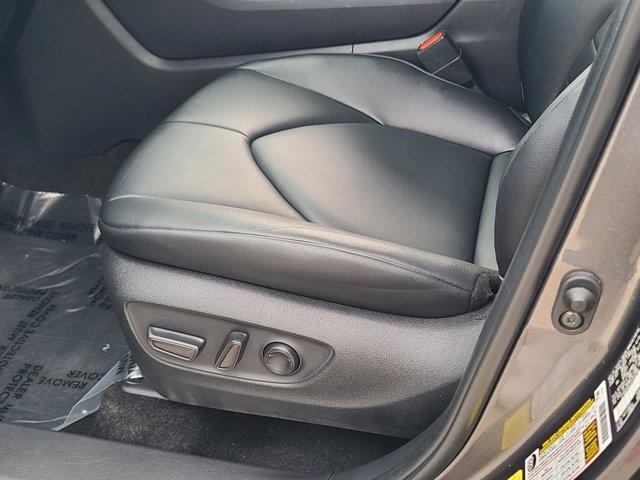 used 2023 Toyota Highlander car, priced at $33,876