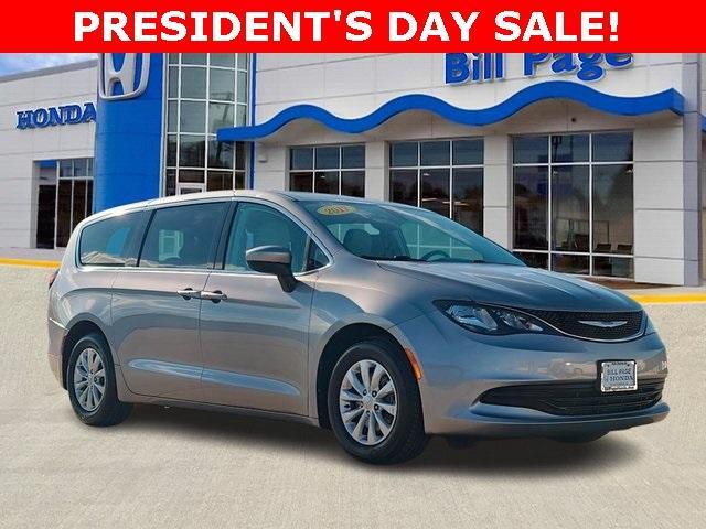 used 2017 Chrysler Pacifica car, priced at $12,994