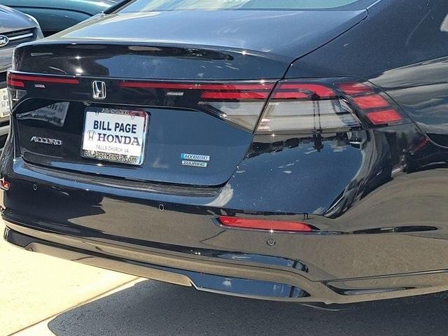 new 2025 Honda Accord Hybrid car, priced at $39,300