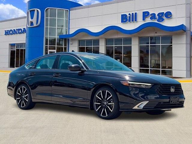 new 2025 Honda Accord Hybrid car, priced at $39,300