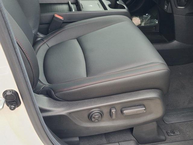 new 2025 Honda Odyssey car, priced at $43,825