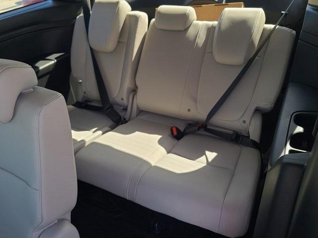 new 2026 Honda Odyssey car, priced at $44,190