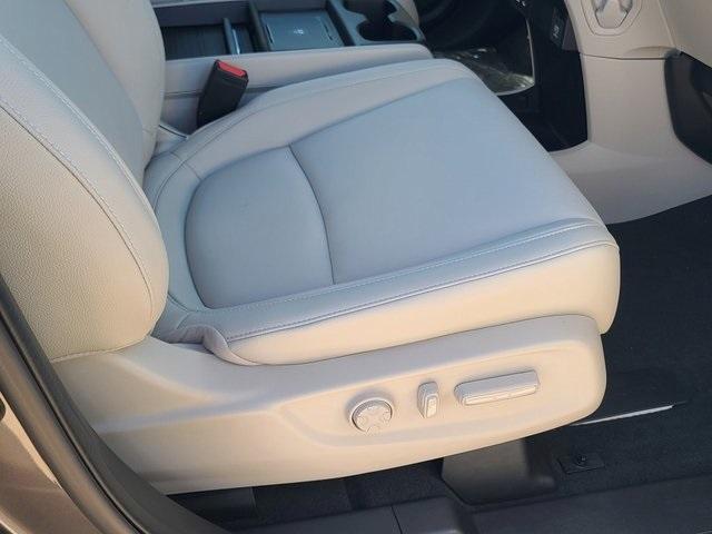 new 2026 Honda Odyssey car, priced at $44,190